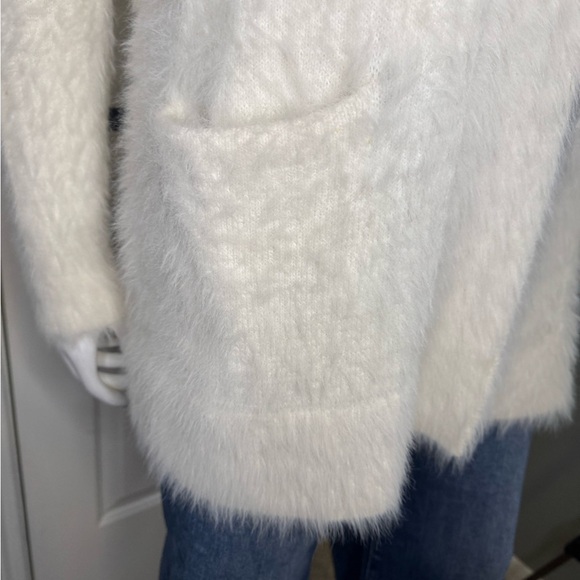 Banana Republic Womens Medium Cream Cardigan Fur Long Classic Minimalist. - Picture 6 of 16